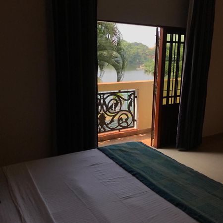 Amani Lake Resort Panadura Eksteriør bilde