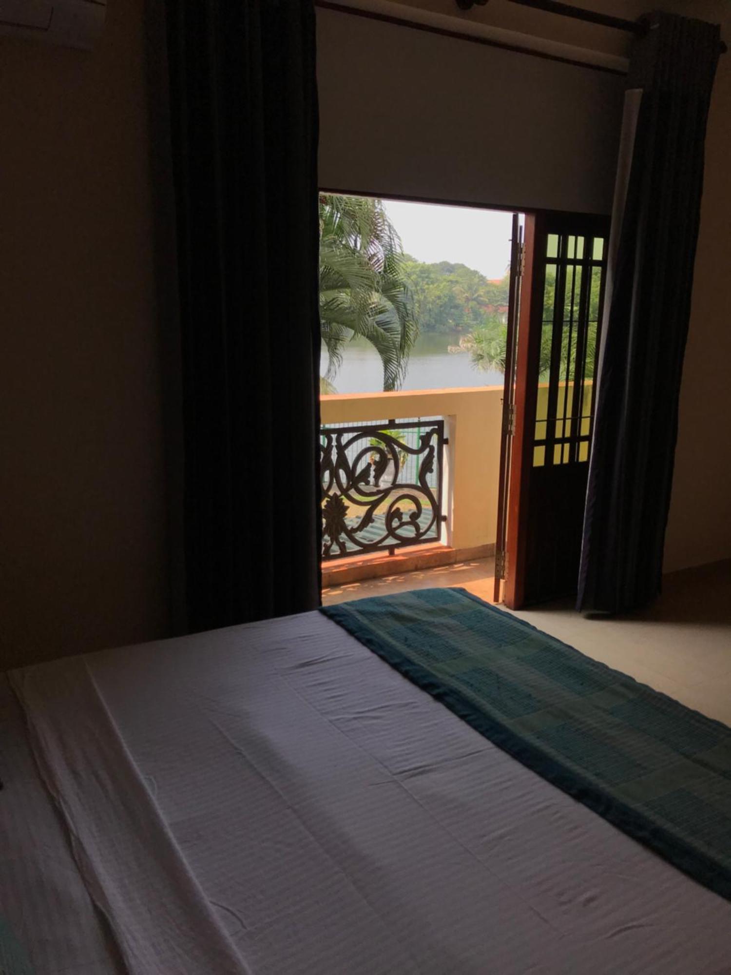 Amani Lake Resort Panadura Eksteriør bilde