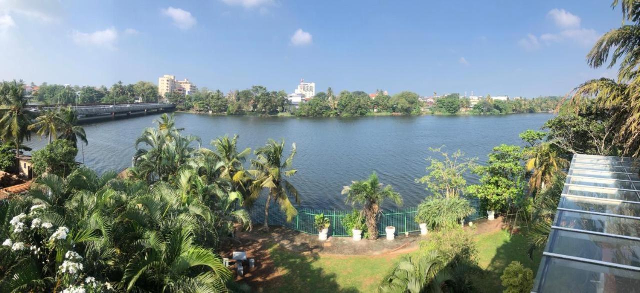 Amani Lake Resort Panadura Eksteriør bilde