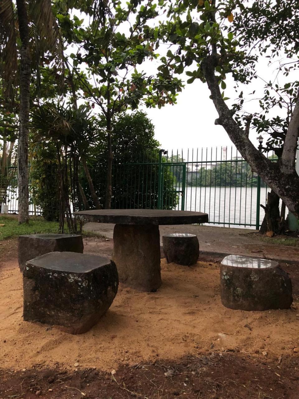 Amani Lake Resort Panadura Eksteriør bilde