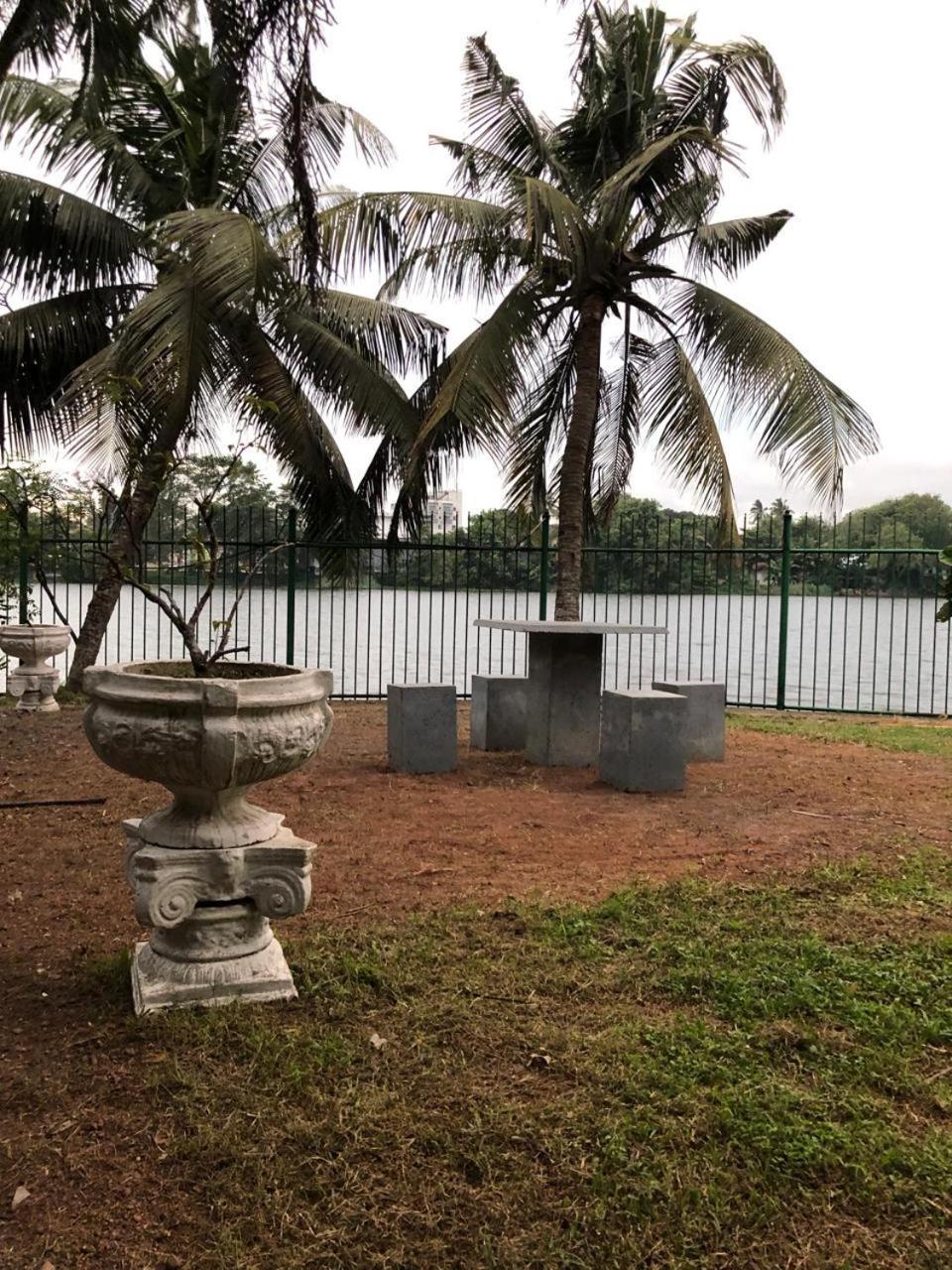 Amani Lake Resort Panadura Eksteriør bilde